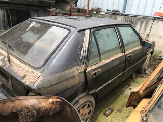 LANCIA DELTA-thumb-2