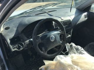 VW  GOLF  4-thumb-1