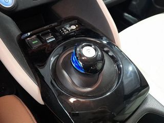 Nissan Leaf 2019 Acenta 40 KWh A-IVC L4A 0.0-thumb-3