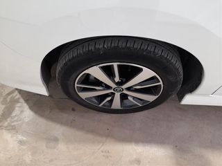 Nissan Leaf 2019 Acenta 40 KWh A-IVC L4A 0.0-thumb-6