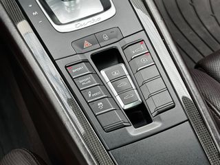 Porsche 911 2015 Turbo S-thumb-31