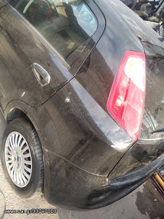 Fiat Grande Punto 2006 φτερά πίσω φανοποιιας