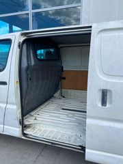 Toyota Hiace 2002-thumb-26