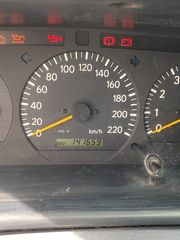 Toyota Hiace 2002-thumb-11