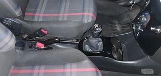 Peugeot 108 2017 1.2 VTi 82 Allure-thumb-21