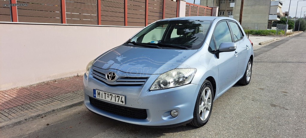 Toyota Auris 2014
