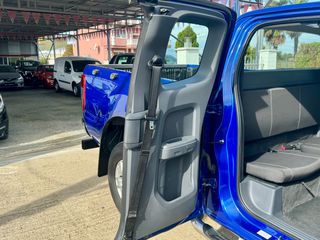 Φορτηγό Έως 7.5τ Ford 2014 Extrakabine 2.2 TDCi XLT 4x4-thumb-73