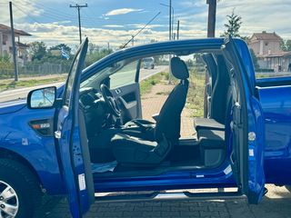 Φορτηγό Έως 7.5τ Ford 2014 Extrakabine 2.2 TDCi XLT 4x4-thumb-66