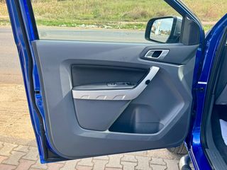 Φορτηγό Έως 7.5τ Ford 2014 Extrakabine 2.2 TDCi XLT 4x4-thumb-39