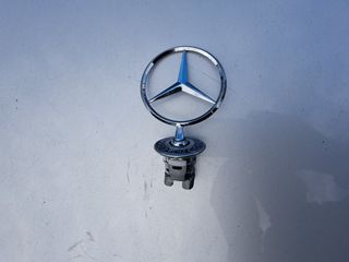 Γνησιο Σημα Εμπρος Καπου Mercedes W202 C180 93-00