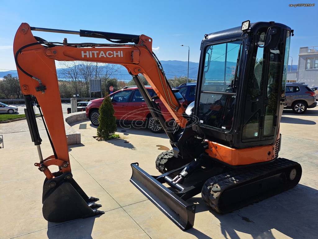 Εκσκαφέας Με Ερπύστριες Hitachi 2015 ZX29U-3