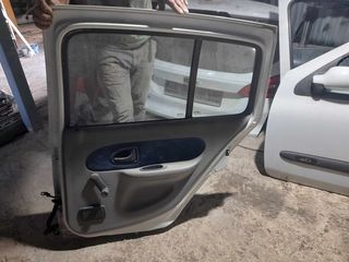 ΤΑΠΕΤΣΑΡΙΑ ΠΙΣΩ ΔΕΞΙΑ ΠΟΡΤΑΣ RENAULT CLIO