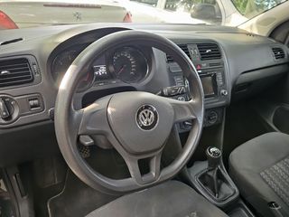 Volkswagen Polo 2017-thumb-4