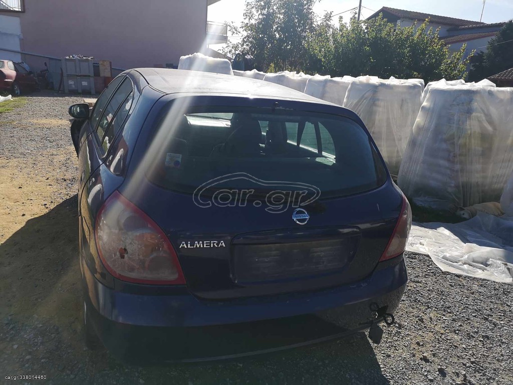 Nissan Almera 2004