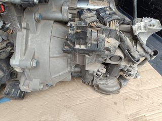 VW  UP VW GOLF , ΑΥΤΟΜΑΤΟ ΣΑΣΜΑΝ,ΜΗΧΑΝΗ, ΜΟΤΕΡ ,ΑΞΟΝΕΣ ,ΓΕΦΥΡΑ, ΨΑΛΙΔΙΑ, ΑΜΟΡΤΙΣΕΡ, ΠΟΡΤΕΣ<   2017-2020-thumb-4