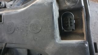 ΦΑΝΑΡΙ ΠΙΣΩ ΔΕΞΙΑ PORSCHE CAYENNE 955 2004-2010-thumb-1