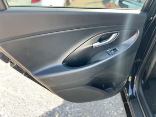 Hyundai i 30 2017 1.6 CRDI COMFORT PLUS-thumb-21