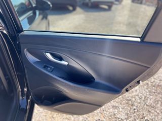 Hyundai i 30 2017 1.6 CRDI COMFORT PLUS-thumb-25