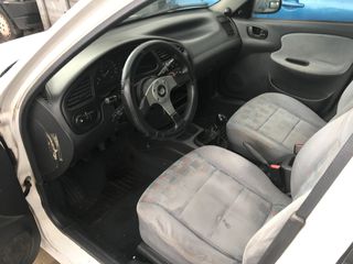 DAEWOO LANOS-thumb-2