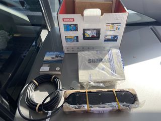 SIMRAD GO7 + ACTIVEIMAGING 3-IN-1 TRANDUCER-thumb-1