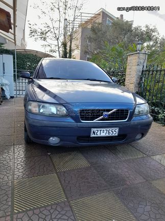 Volvo S60 '04