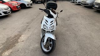 Aprilia SportCITY 300 2010-thumb-6
