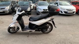 Aprilia SportCITY 300 2010-thumb-10