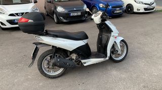 Aprilia SportCITY 300 2010-thumb-11
