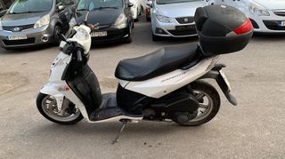 Aprilia SportCITY 300 2010-thumb-12