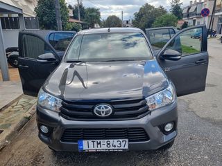 Toyota '17 HILUX