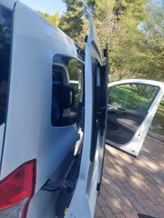 Ford Tourneo Courier 2016-thumb-50