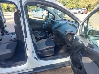 Ford Tourneo Courier 2016-thumb-57