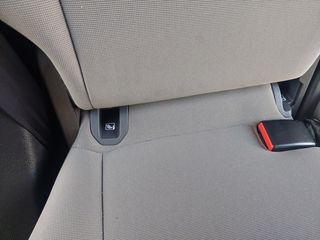 Ford Tourneo Courier 2016-thumb-59