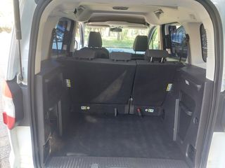 Ford Tourneo Courier 2016-thumb-32