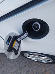 Ford Tourneo Courier 2016-thumb-34