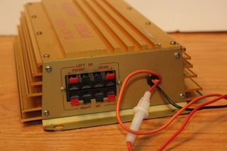 BLACK HAWK POWER AMPLIFIER PA-1818-thumb-2
