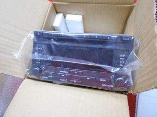 RADIO CD SUBARU FORESTER -thumb-1