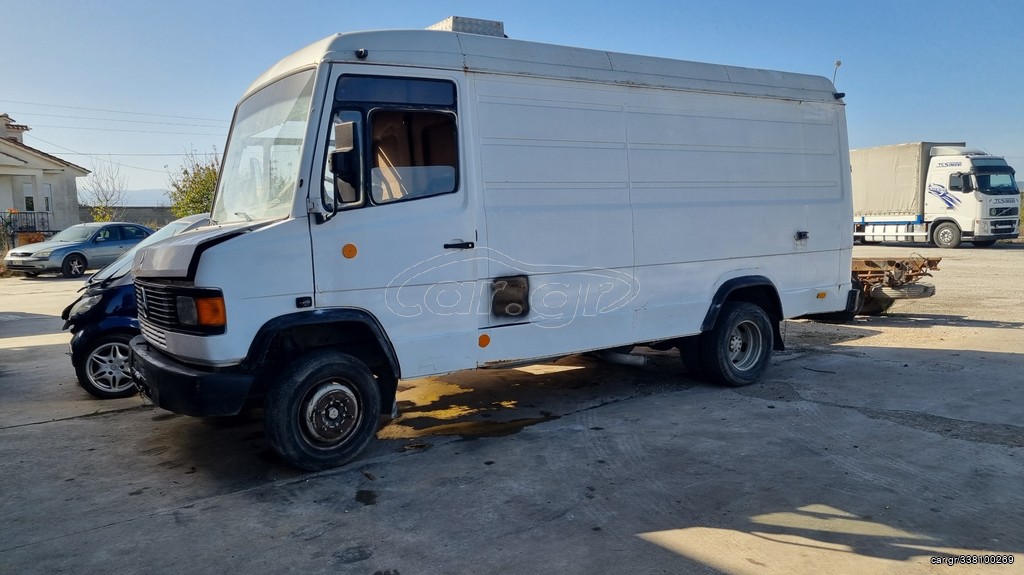 Κλούβα Mercedes-Benz 1991 711D  ΚΛΟΥΒΑ ΑΝΤΑΛΛΑΚΤΙΚΑ ΜΟΝΟ