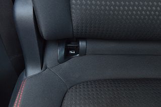 Ford Kuga 2021 III TITANIUM ST LINE 1.5 EcoBlue NAVI AUTO-thumb-37