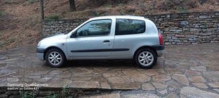 Renault Clio '00