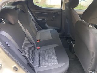 Nissan Micra 2019-thumb-9