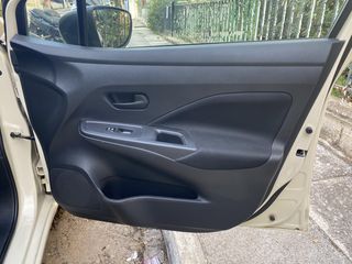 Nissan Micra 2019-thumb-11