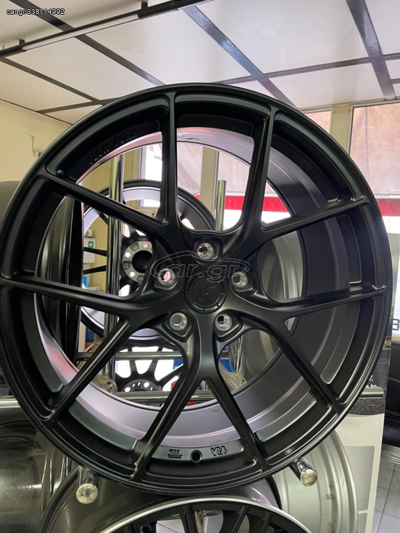 JapanRacing (JR-SL01) 10.5X18 5X120 Matt black 