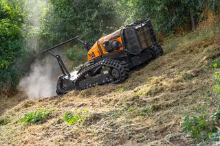 Ερπυστριοφόρα Τρακτέρ Energreen 2025 RoboEVO | ΠΑΟΥΡΗΣ ΘΕΣΣΑΛΟΝΙΚΗ