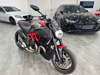 Ducati Diavel '16 Carbon edition