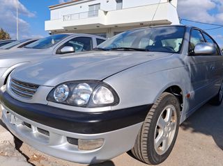 Toyota Avensis 2003