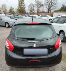 Peugeot 208 2014-thumb-4