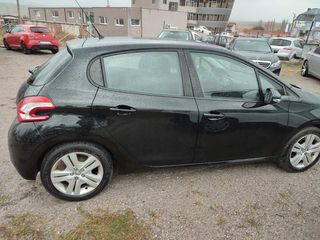 Peugeot 208 2014-thumb-2