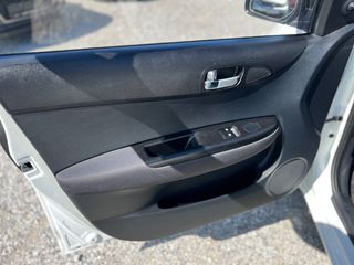 Hyundai i 20 2010 1.2 5 STAR EDITION-thumb-11