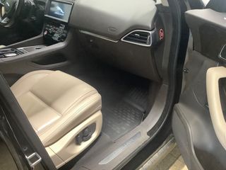 Jaguar F-Pace 2017 Full extra diesel prestige-thumb-7